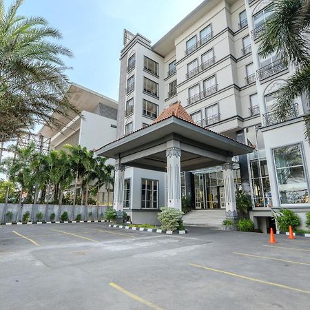 Grand Serela Yogyakarta Exterior foto